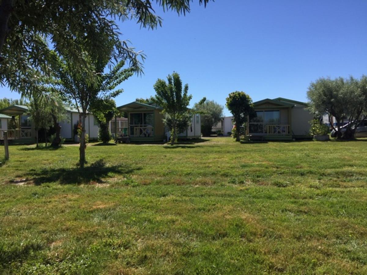Camping Phare Ouest Saint-Denis-d'Oleron Exterior photo
