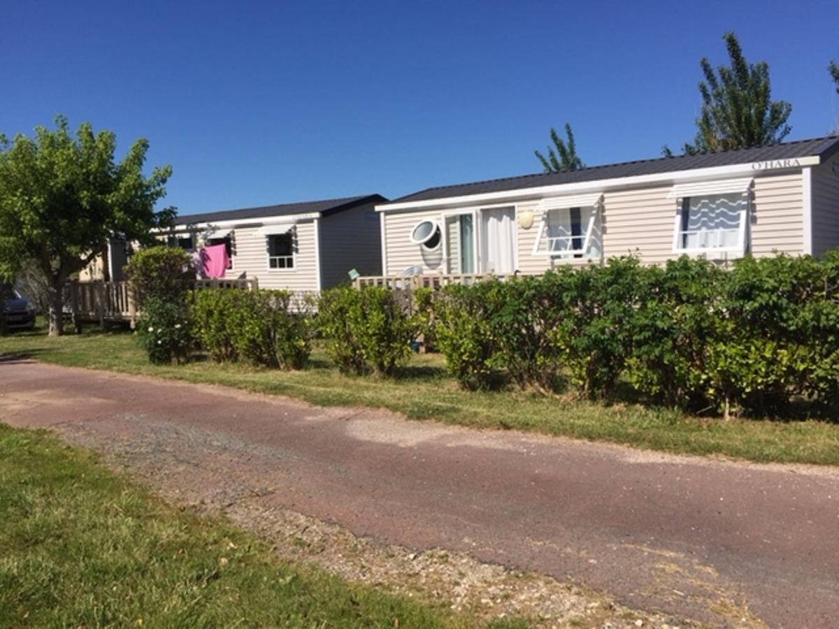 Camping Phare Ouest Saint-Denis-d'Oleron Exterior photo
